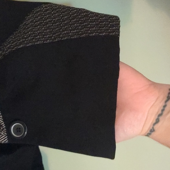 Dress Barn, Black and Gray Suit Jacket, No Size on Tag - Picture 13 of 17